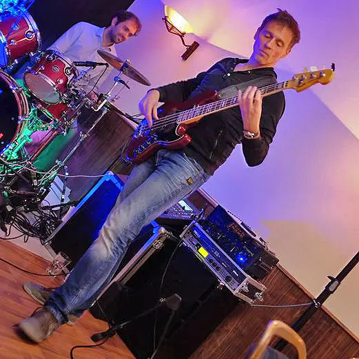 Liveband Meelton spielt Livemusik am Event